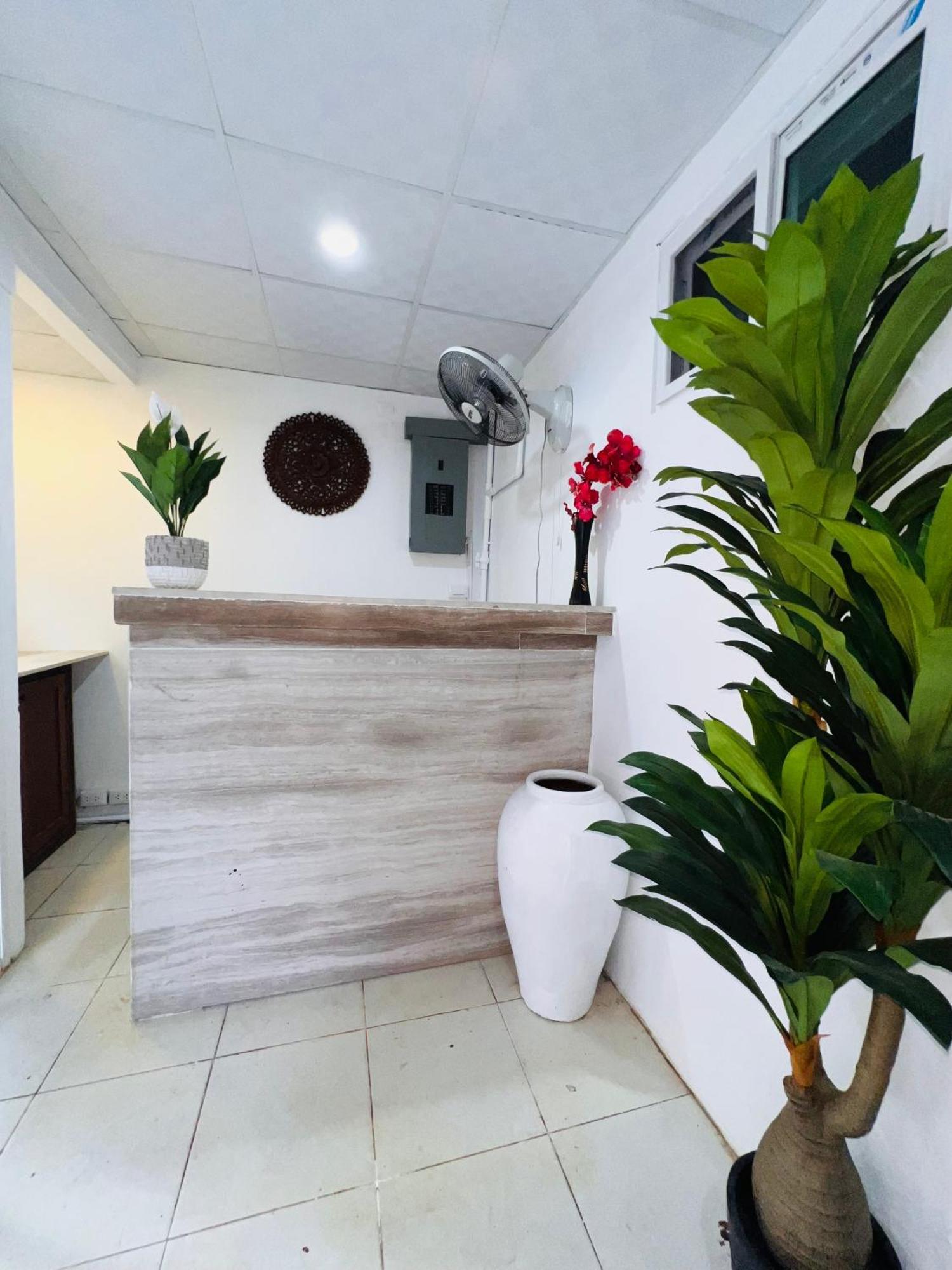 Patong Adventure Hostel Ngoại thất bức ảnh