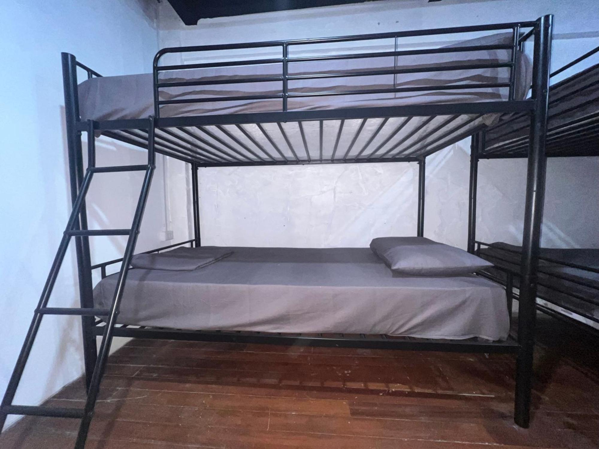 Patong Adventure Hostel Ngoại thất bức ảnh