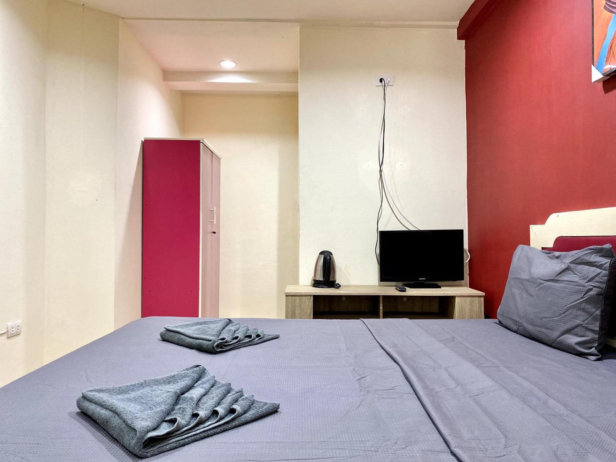 Patong Adventure Hostel Ngoại thất bức ảnh